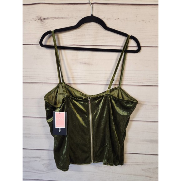 PrettyLittleThing Womens Green Spaghetti Velvet Sleeveless Crop Top Size 14 NWT - Picture 2 of 7